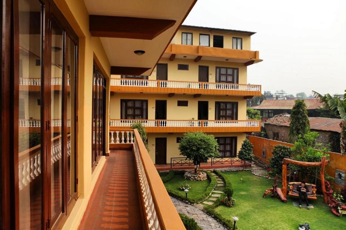 Hotel Homeland Pokhara Exterior photo