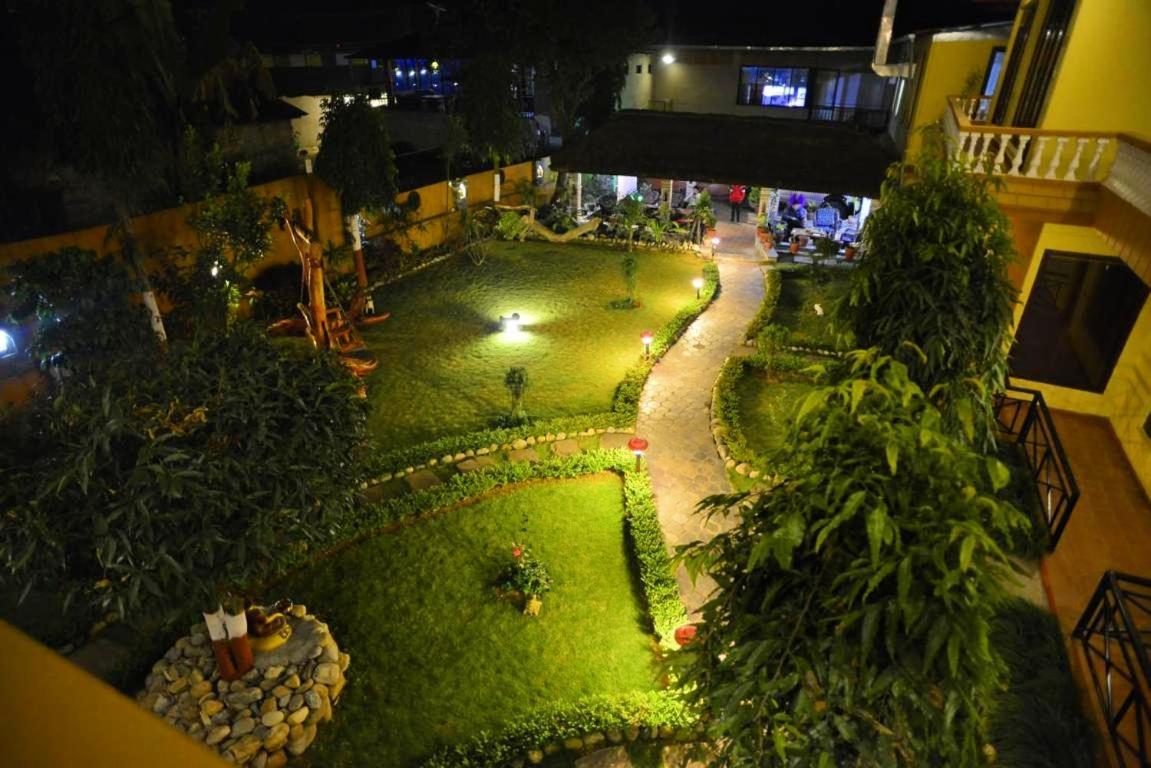 Hotel Homeland Pokhara Exterior photo