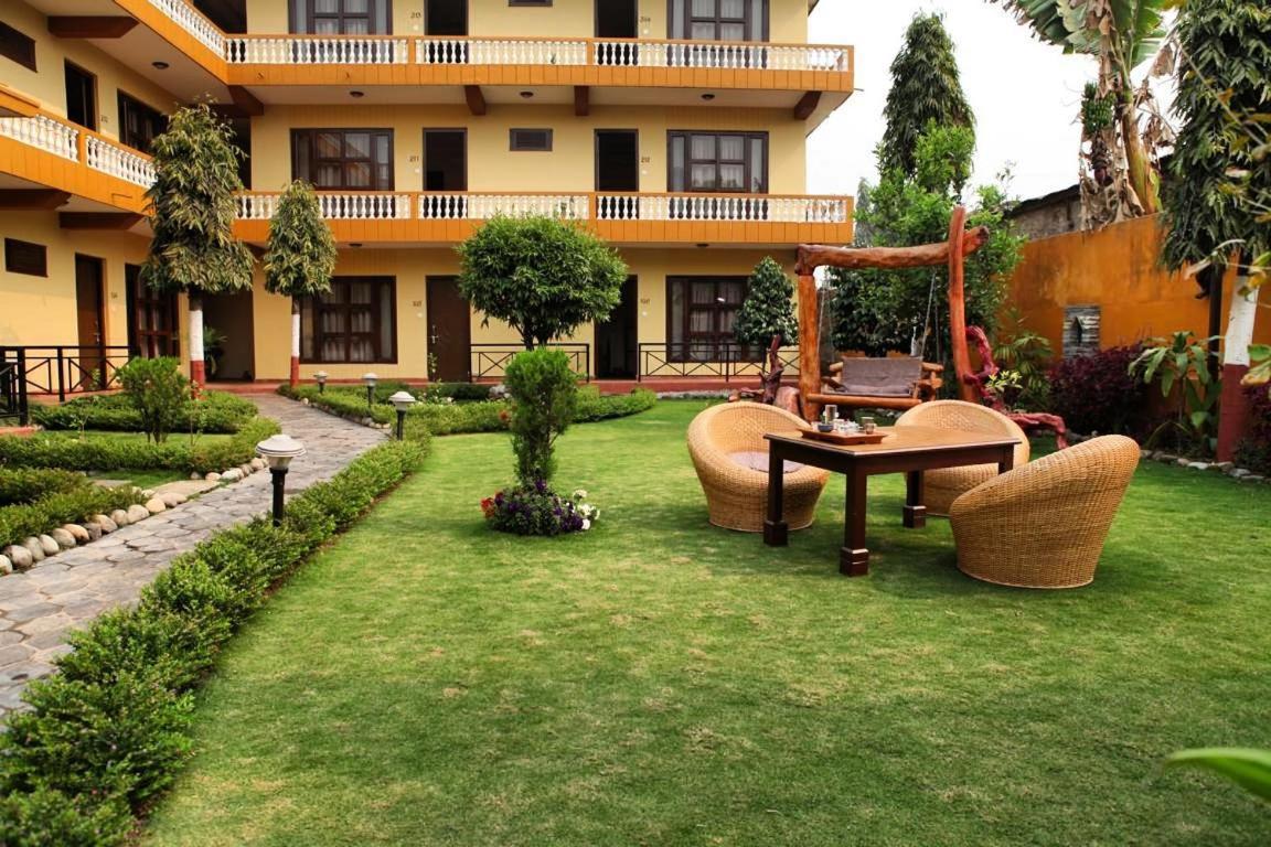 Hotel Homeland Pokhara Exterior photo
