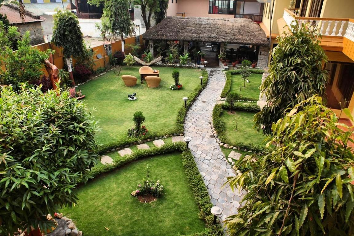 Hotel Homeland Pokhara Exterior photo